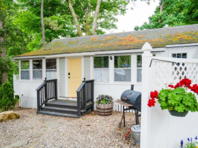 Cottage 8-9 - Stand Alone 2 Bedroom / 2 Bath